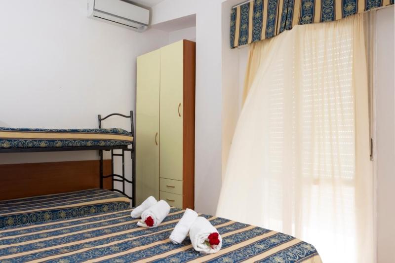 Bikini Tropicana Family Hotel Lido Di Savio Extérieur photo